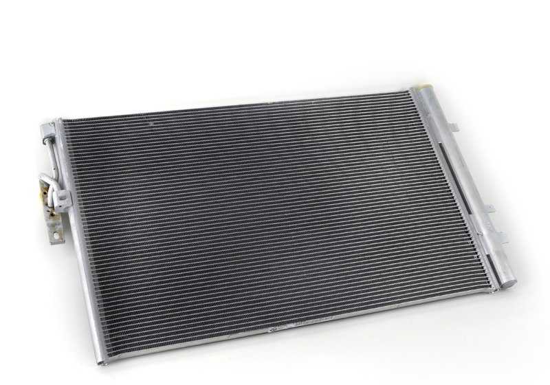 Condensador aire acondicionado OEM 64539216143 para BMW F25 y F26. Recambio original BMW.