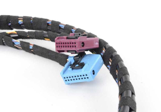 Cable de conexión para navegador OEM 61126907840 para BMW E38. Compatible con sistemas MKIII/BITII. Original BMW.