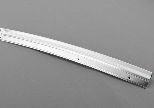 Moldura pilar B derecha OEM 51711819818 para BMW E30. Original BMW.