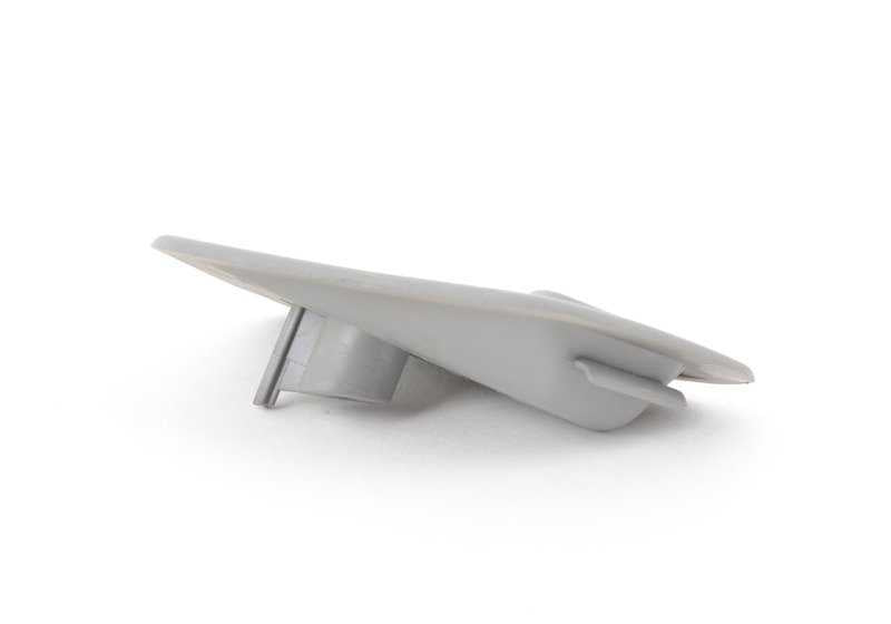 Gancho colgador derecho OEM 51468139420 para BMW E32 (7er). Color gris plata. Pieza original BMW.