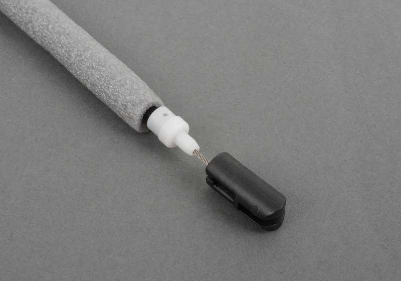 Cable interior tirador puerta OEM 51227117743 para BMW E90, E91. Compatible con modelos 316d e 316i. Repuesto original BMW.