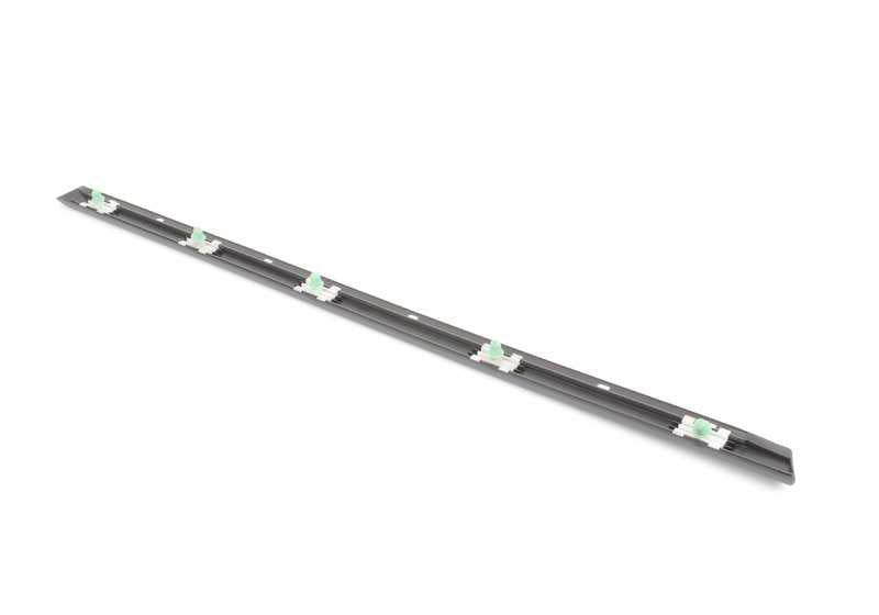 Moldura trasera izquierda puerta (imprimada) OEM 51137036707 para BMW Serie 5 E39 (520d, 520i) modelos fabricados entre 1996 y 2003. Original BMW.