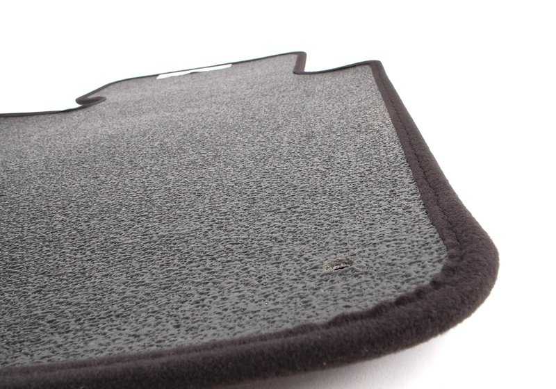 Carpetes originais OEM 51478201222 para BMW E46 (todos os modelos compatíveis: Berlina, Coupé, Touring, Compact e Cabrio). BMW original.