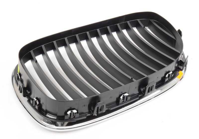 Rejilla decorativa frontal derecha OEM 51117184152 para BMW F01, F02, F04. Original BMW.