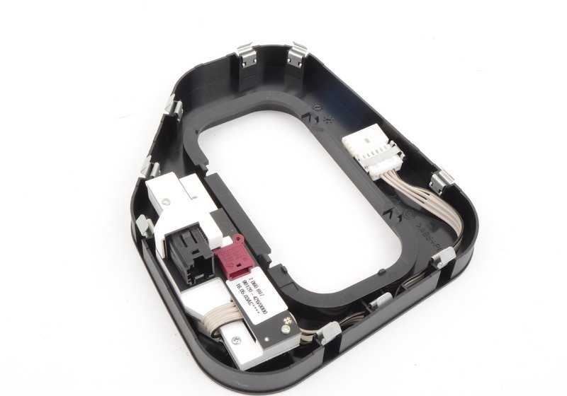 Embellecedor palanca cambio Steptronic negro OEM 51167060697 para BMW E39. Recambio original BMW.
