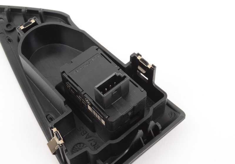 Interruptor elevalunas eléctrico pasajero OEM 61318029901 para BMW E63, E64. Original BMW.