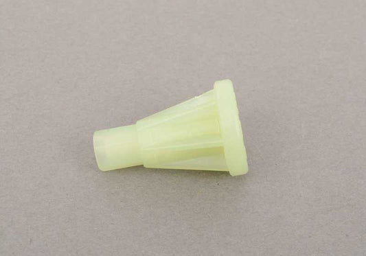 M5 OEM 51458165253 plastic nut for BMW E38. Compatible with dashboard components. Original BMW piece.
