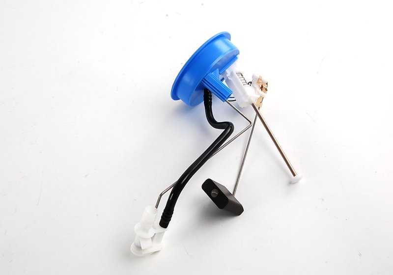 Bomba de combustible izquierda OEM 16141181982 para BMW E31. Original BMW.
