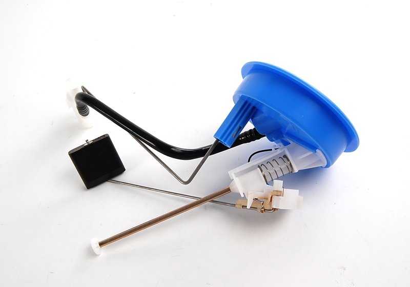 Bomba de combustible izquierda OEM 16141181982 para BMW E31. Original BMW.