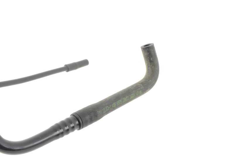 Conducto de aire izquierdo OEM 13531435595 para BMW Serie 7 E38 750i, 750iL (motores M73). Compatible con versiones fabricadas entre 1994 y 2001. Original BMW.