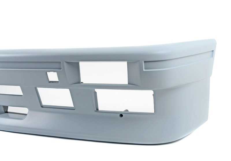 Carcasa embellecedora OEM 51111967803 para BMW Serie 3 E30. Pieza original BMW, compatible con paragolpes delantero. Ideal para restauraciones o recambios de carrocería. Original BMW.