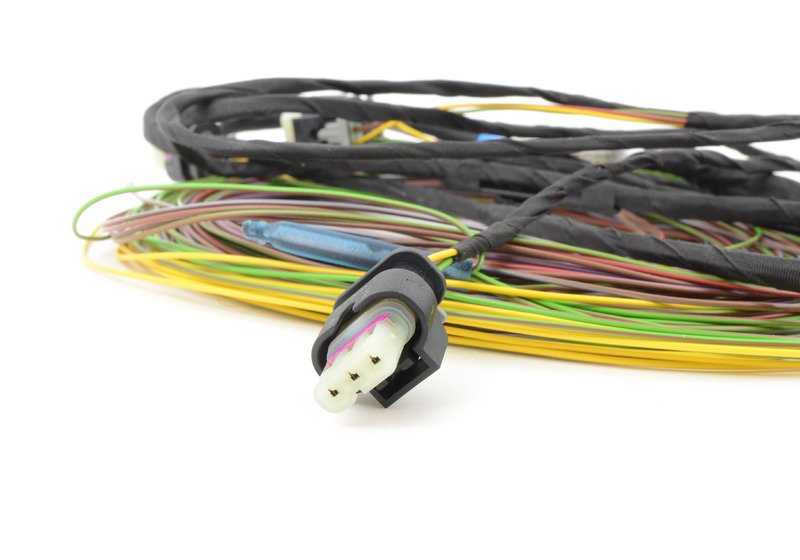 Rear PDC module wiring harness for BMW 7 Series F01, F02, F04 (OEM 61119214300). Original BMW.