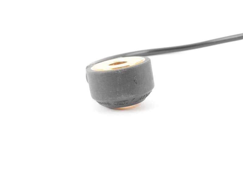 Sensor de detonación OEM 12141739368 para BMW E36 y E34. Compatible con motores gasolina. Original BMW.