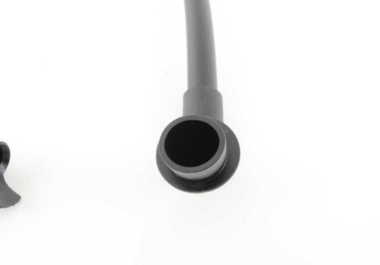 Tubo de desagüe trasero derecho OEM 54103401438 para BMW E83. Original BMW.