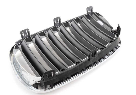 Rejilla de adorno delantera derecha GRAPHITMETALLIC OEM 51113420092 para BMW X3 E83 LCI (02/2006 - 08/2010). Original BMW.