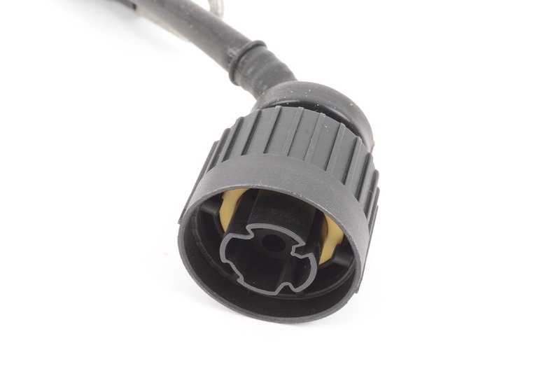 OEM boot motor cable 12421737735 for BMW E31 850CSI, 850CI (models with M70 and S70 engines). Original BMW replacement.