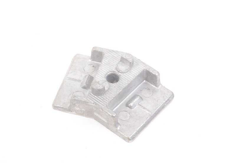 Tope de ventanilla OEM 51338134038 para BMW E30 {318i, 320i} modelos con motor M40 y M20, cambio manual o automático. Apto para puerta delantera. Original BMW.