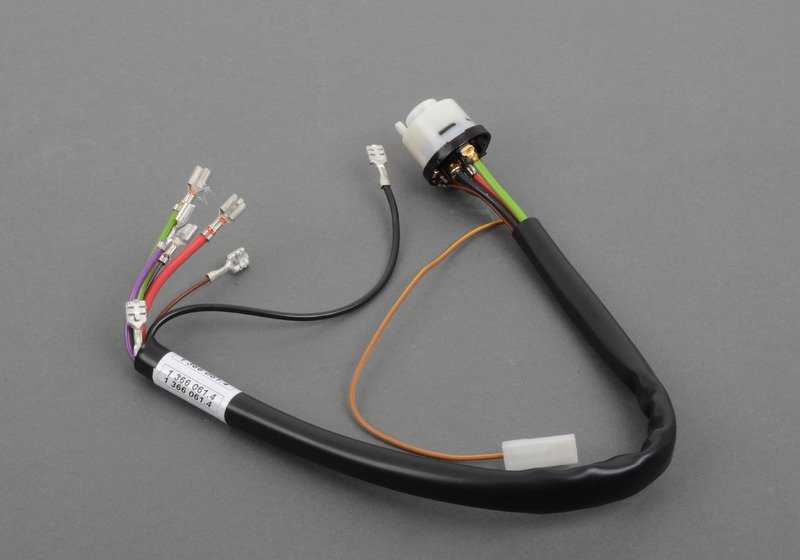 Interruptor de encendido OEM 61321366061 para BMW E21. Original BMW.