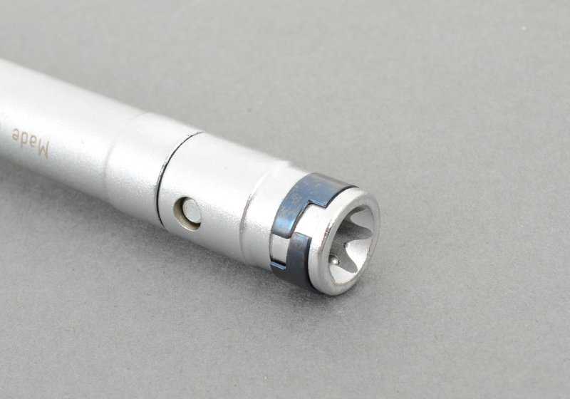 Inserto chiave di vetro per diversi modelli BMW (OEM 83300490856). BMW originale