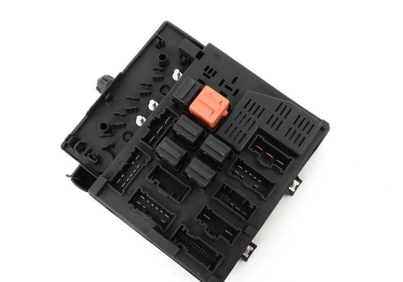 Caja de fusibles para BMW Z4 E85, E86 (OEM 61148384629). Original BMW.