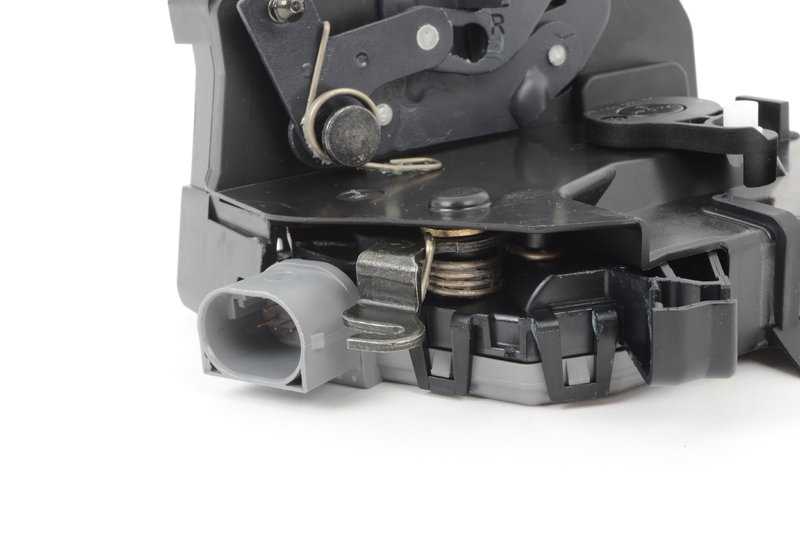 Cerradura puerta trasera derecha OEM 51228402602 para BMW X5 (E53) 3.0d, 3.0i... y más. Original BMW.