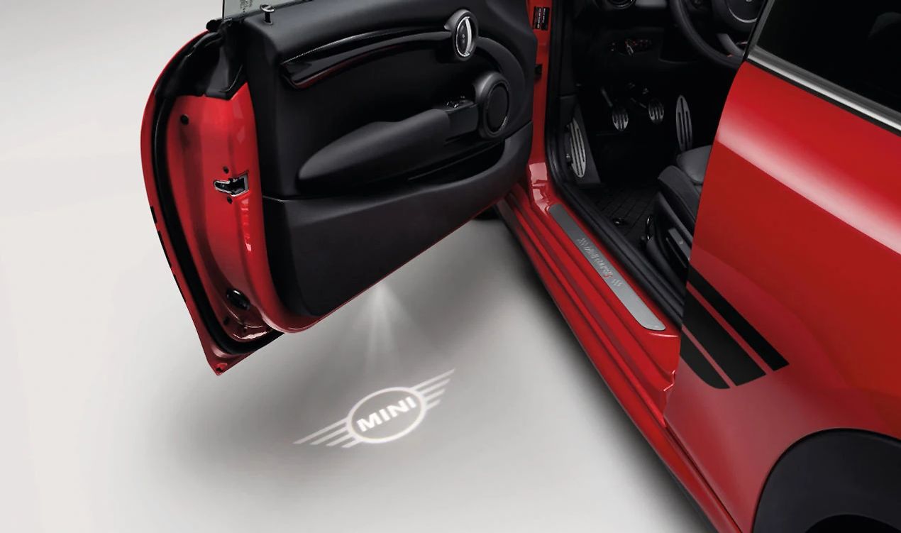 Projecteurs de porte LED OEM 63312468387 pour MINI R50, R53, R56, F56, F55, Clubman R55, Cabrio R52, Countryman R60, Paceman R61... et plus encore. MINI d'origine.