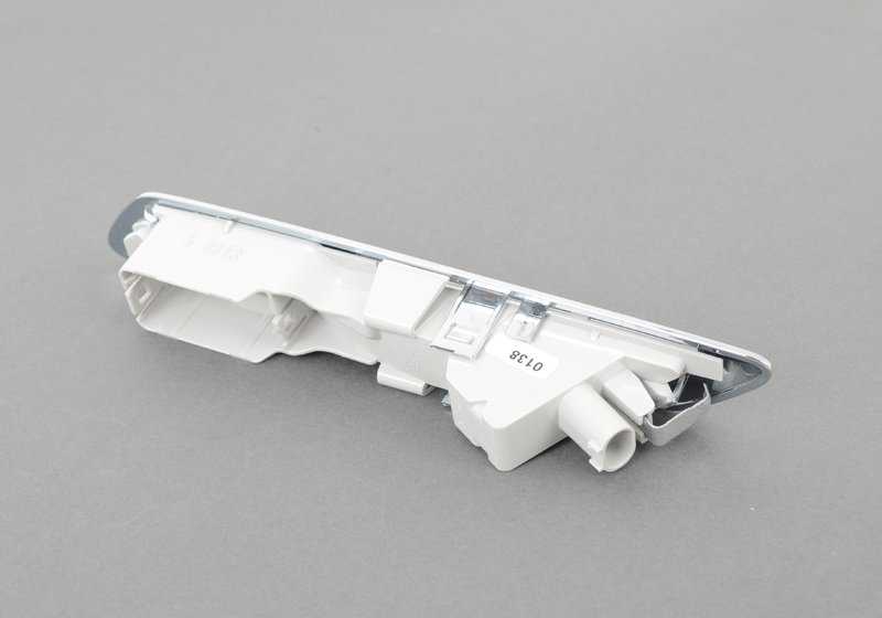 Zusätzliche linke intermittierende für die BMW 5 F10 -Serie, F11, F18 (OEM 63137154169). Original BMW