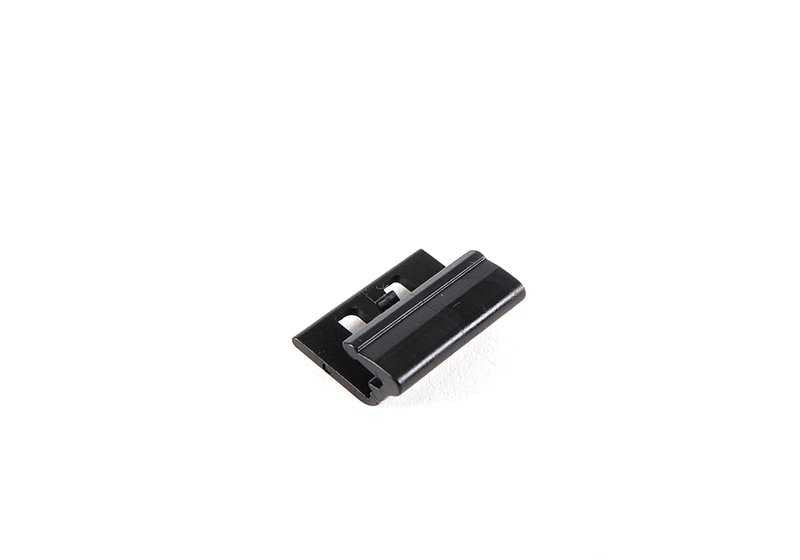 OEM 51328249159 Clip per morsetto per BMW X5 E53. Compatibile con modanature e giunti anteriori e posteriori. BMW originale.