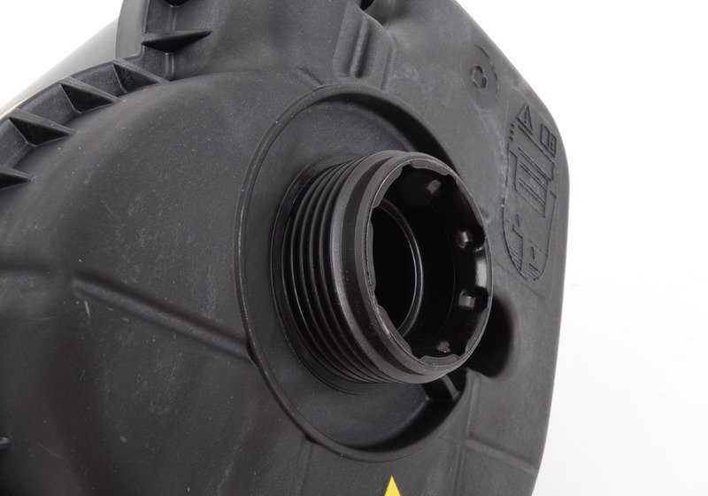 Depósito de expansión refrigerante OEM 17138621092 para BMW X5 {E70, E70N, F15, F85} y BMW X6 {E71, E72, F16, F86}. Original BMW.