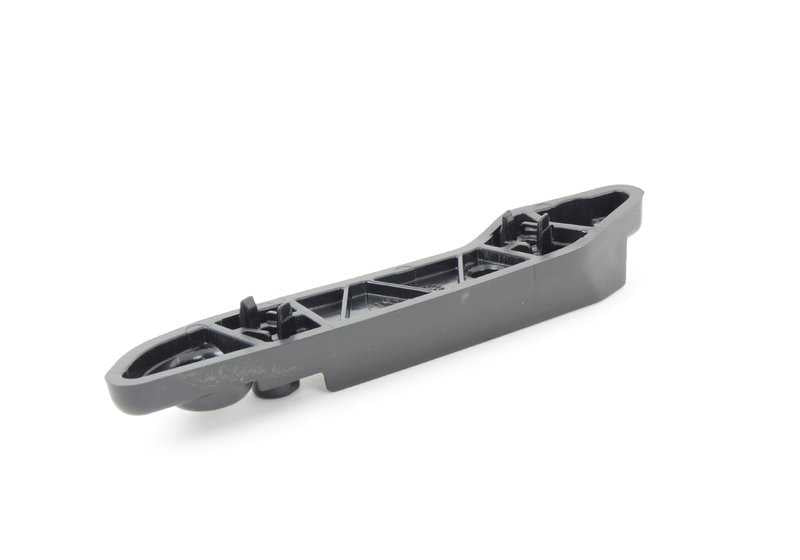 Soporte superior derecho de aleta delantera OEM 51117255362 para BMW F30 y F31. Original BMW.