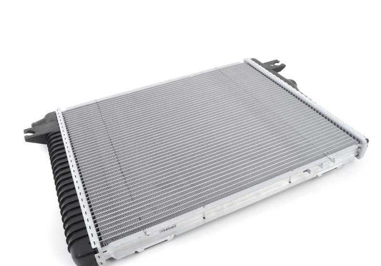 Radiateur de réfrigérant OEM 17112226018 pour BMW E28, E24. BMW d'origine.