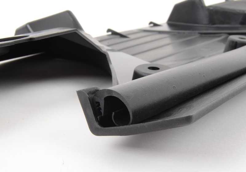 Cubierta superior OEM 51712252268 para BMW E36. Pieza original BMW. Ideal como recambio para la parte superior del sistema de ventilación o aire.