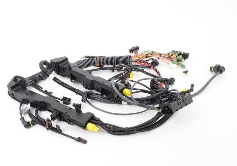 Cableado de motor OEM 12517572911 para BMW E60, E61, E63, E64. Original BMW.
