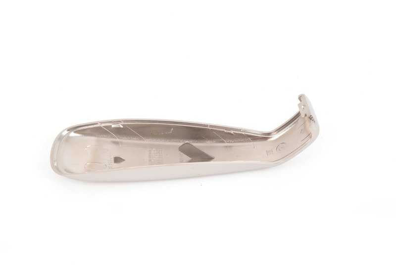 Embellecedor cinturón de seguridad OEM 72119116085 para BMW E93. Pieza original BMW.