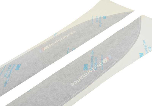 Matte schwarze Seitenleisten für BMW F21, F22, F23 (OEM 5119298285). Original BMW