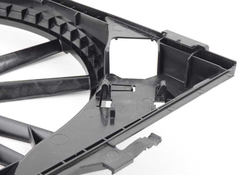 Soporte de ventilador OEM 17117557814 para BMW E82, E88, E90, E92, E93. Original BMW.