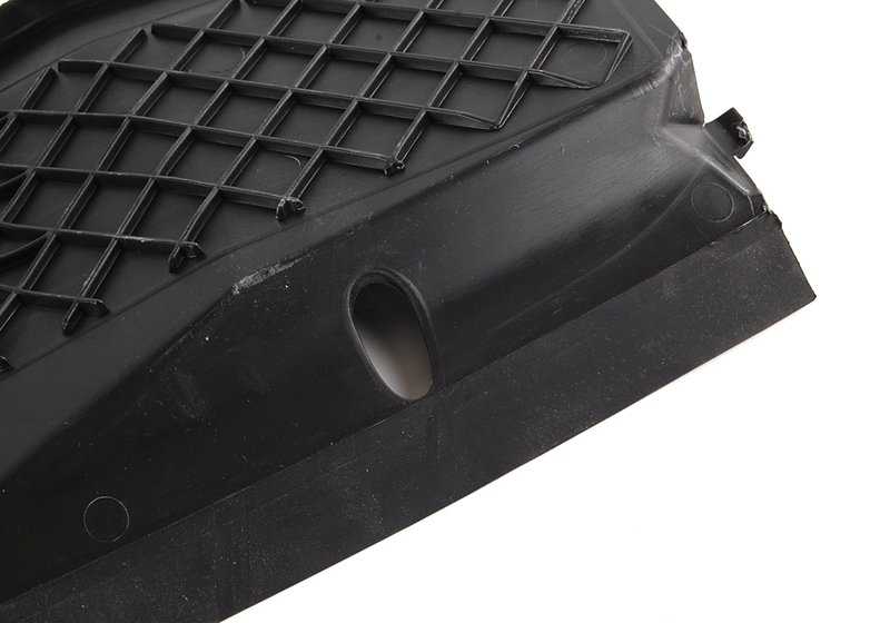 Lower Coolant Radiator Air Duct for BMW E65, E66 (OEM 51717011218). Original BMW