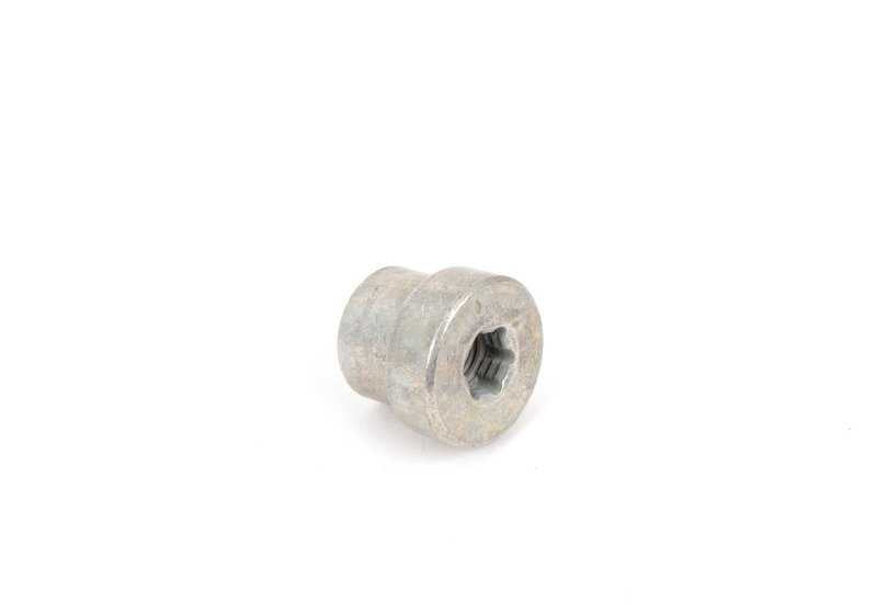 Tuerca borne positivo OEM 07149217726 para BMW F20, F21, F22, F23, F30, F31, F34, F32, F33, F36, F80, F82, F83, F87, G20, G21, G26, G42, G70, F45, F46, G28, G81, G80, G05, G06, G07, G18, F95, F96, F25, F26, G29, i3. Original BMW.