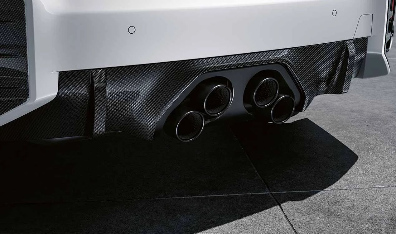 Embellecedor de escape M Performance OEM 18305A6A6A7 para BMW G87 M2 (todos los modelos). Mejora estética y ajuste perfecto. Original BMW.