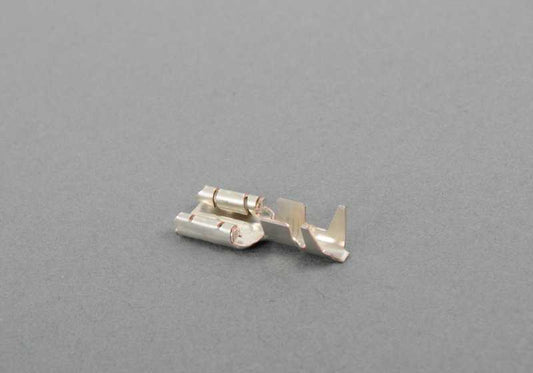Conector eléctrico plano OEM 61131387146 para BMW {E81, E82, E87, E88, F20, F21, F40, F70, F22, F23, F44, F45, F46, F87, U06, F74, F78, E36, E46, E90, E91, E92, E93, F30, F31, F34, F80, G20, G21, G28, G80, G81, F32, F33, F36, F82, F83, G22, G23, G26
