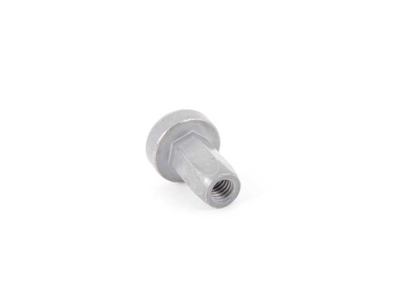 Tuerca remachada ciega con reborde OEM 07147121926 para BMW E60, E61, E63, E64. Compatible con modelos 520d con motor M47S. Pieza original BMW.
