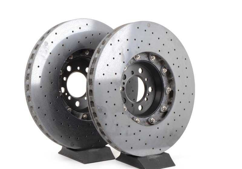 Kit de frenos carbono-cerámicos M OEM 34112358378 para BMW F80, F82, F83 (modelos M3 y M4). Mejora el rendimiento y reduce el peso. Original BMW.