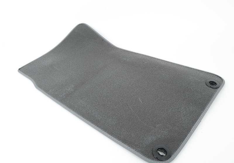 Alfombrillas delanteras y traseras OEM 51479060387 para BMW Serie 3 E30. Original BMW.