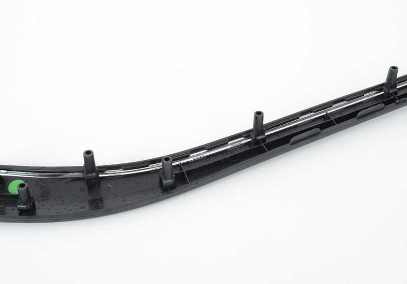 Moldura decorativa izquierda delantera negra OEM 51417389529 para BMW F32, F32N, F33, F33N. Original BMW.