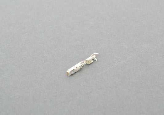 Contatto a spina per BMW Serie 1 E81, E82, E87, E88, F20, F21, F52, Serie 3 E90, E91, E92, E93, F30, F31, F34, F35, G20, G21, G28 G80, Serie 4 F32, Serie 5 F07, F10, F11, F18, F90, G30, G31, G38, Serie 6 F06, F12, F13, G32, Serie 7 F01, F02, F04, G11,
