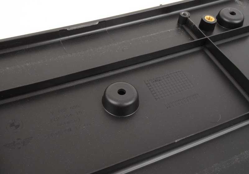 Apoyo de placa de matrícula delantero imprimado OEM 51117186262 para MINI R53 Cooper S JCW GP RE91, RE92. Original MINI.