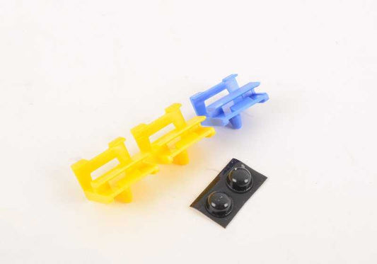 Impressão da tampa lateral esquerda OEM 51777899545 para BMW E63 e E64 M6. Compatível com modelos de 2005 a 2010. BMW de substituição original.