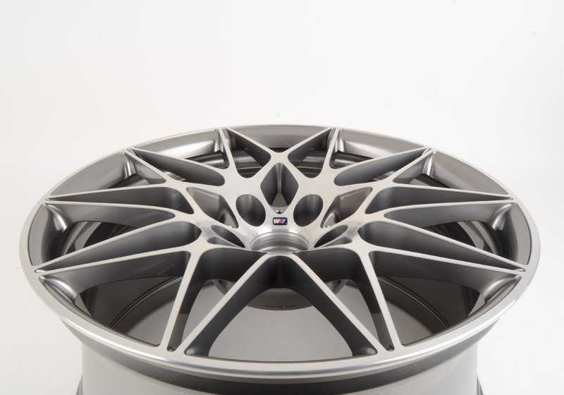 Llanta original BMW 20" M de aleación - diseño estrella 666M OEM 36112287501 para BMW F80, F82, F83. Color bicolor (Ferric Grey brillante). Válido para eje trasero. Original BMW.