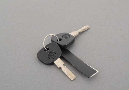 Cierre con llave derecha OEM 51218401626 para BMW Z3 E36. Original BMW.