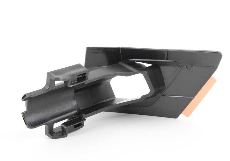 Soporte delantero paragolpes OEM 51118066228 para BMW F80, F80N, F82, F82N, F83, F83N. Recambio original BMW. Ideal para reparar soporte frontal del paragolpes en modelos M.